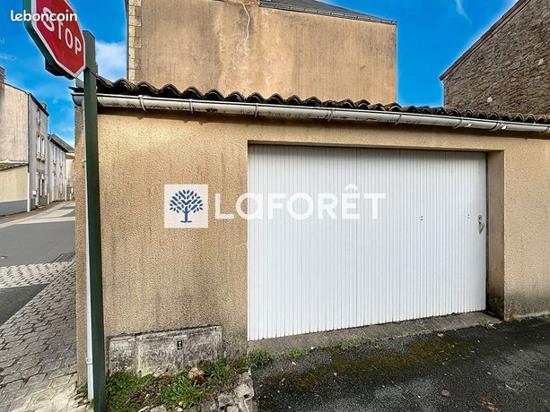 https://img.leboncoin.fr/api/v1/lbcpb1/images/0e/d8/6b/0ed86b3a31cf6529030294f028d8bee1a0f3c45b.jpg?rule=ad-image