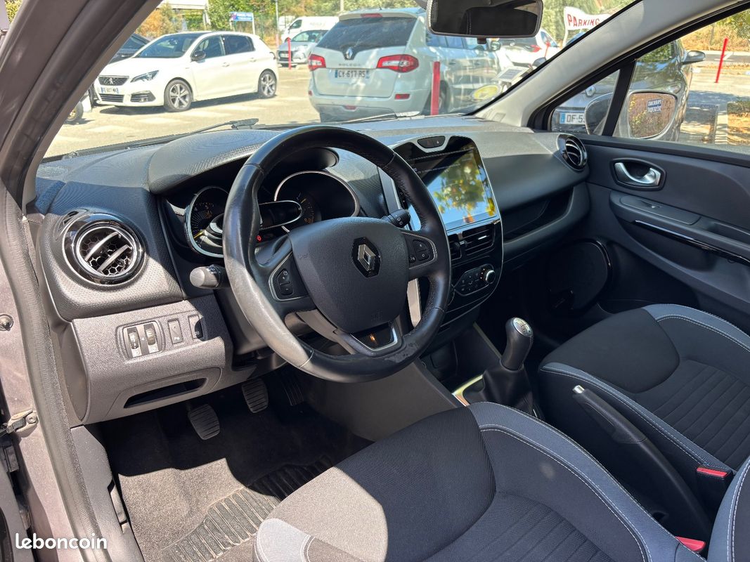 RENAULT CLIO IV dCi 90 eco2 Limited 90g (image 20)