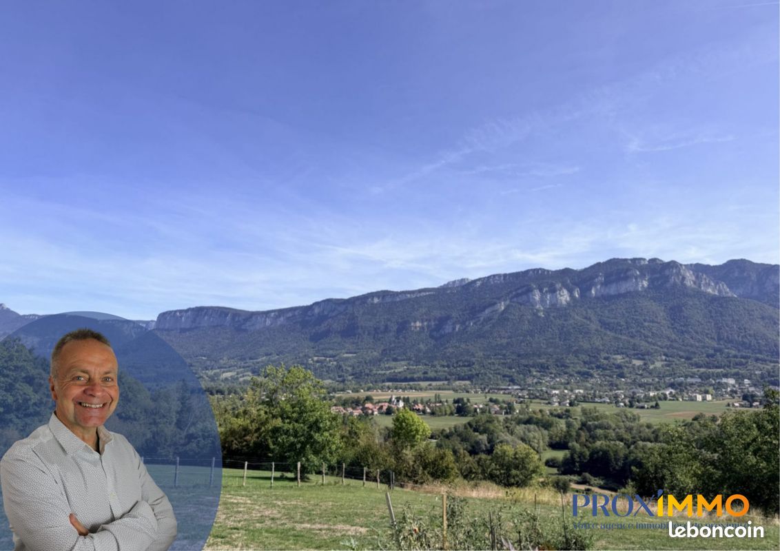Terrain 1605 m² · à Saint-Laurent-du-Pont · 1 605 m² · 110 000 €
