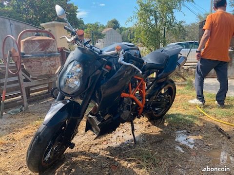 Ktm 990R (image 1)