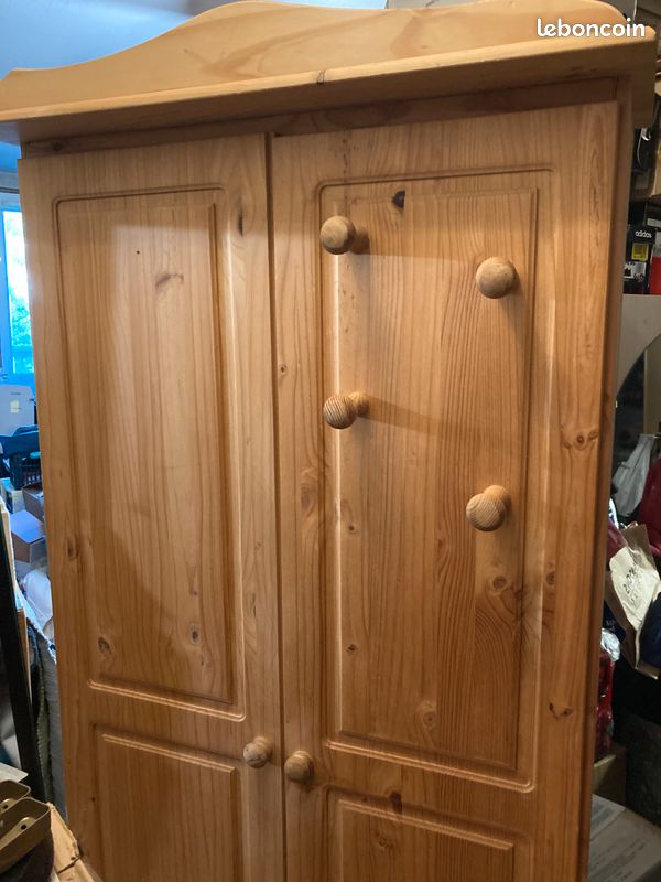 Petite armoire en pin naturel (image 1)