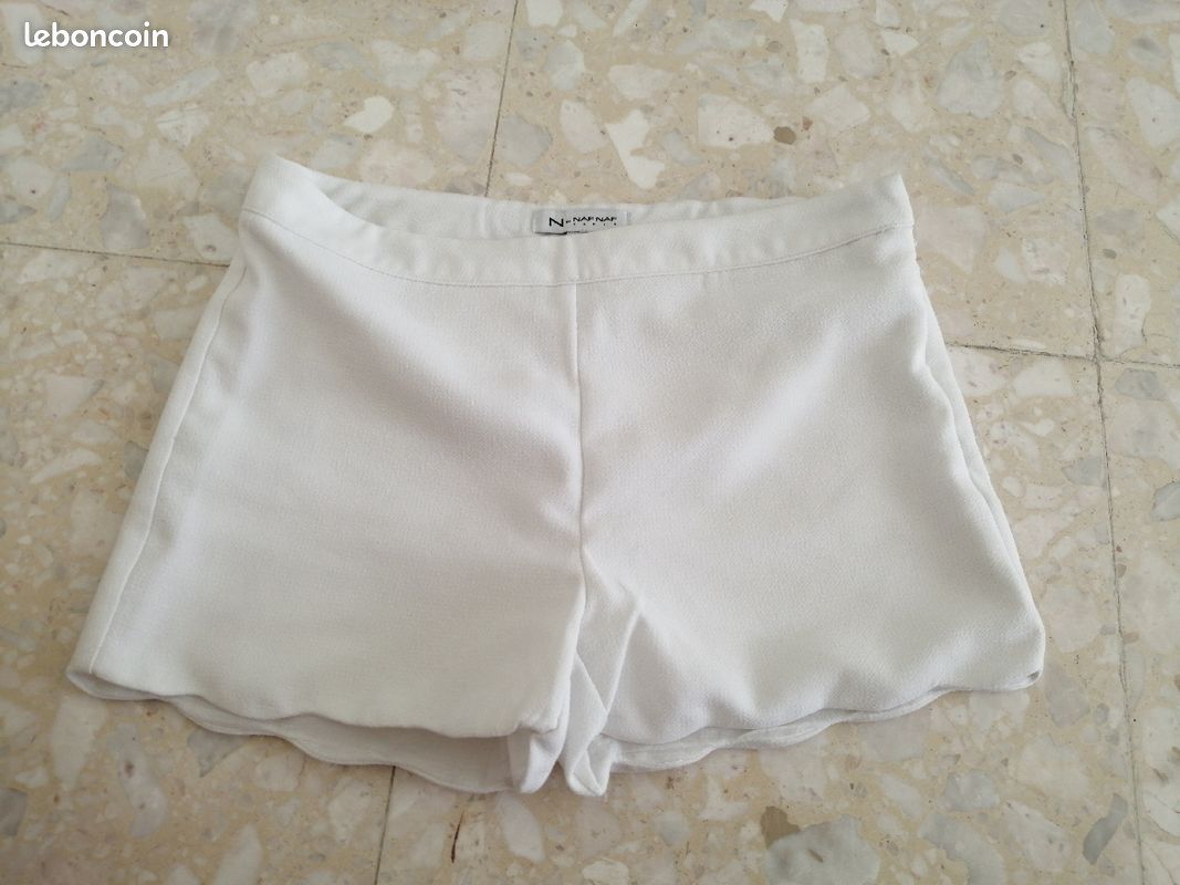 Short blanc fille Naf Naf T 8 ans TBE (image 1)