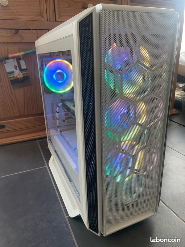 Je vend un pc gamer neuf ultra performant Canton Vaud