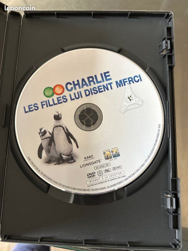 DVD - Charlie, les filles lui disent merci (image 2)