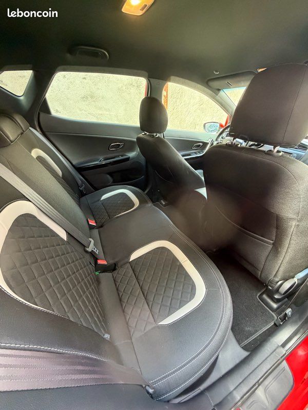Kia Ceed 1.6 CRDi 136cv GT Line (image 8)