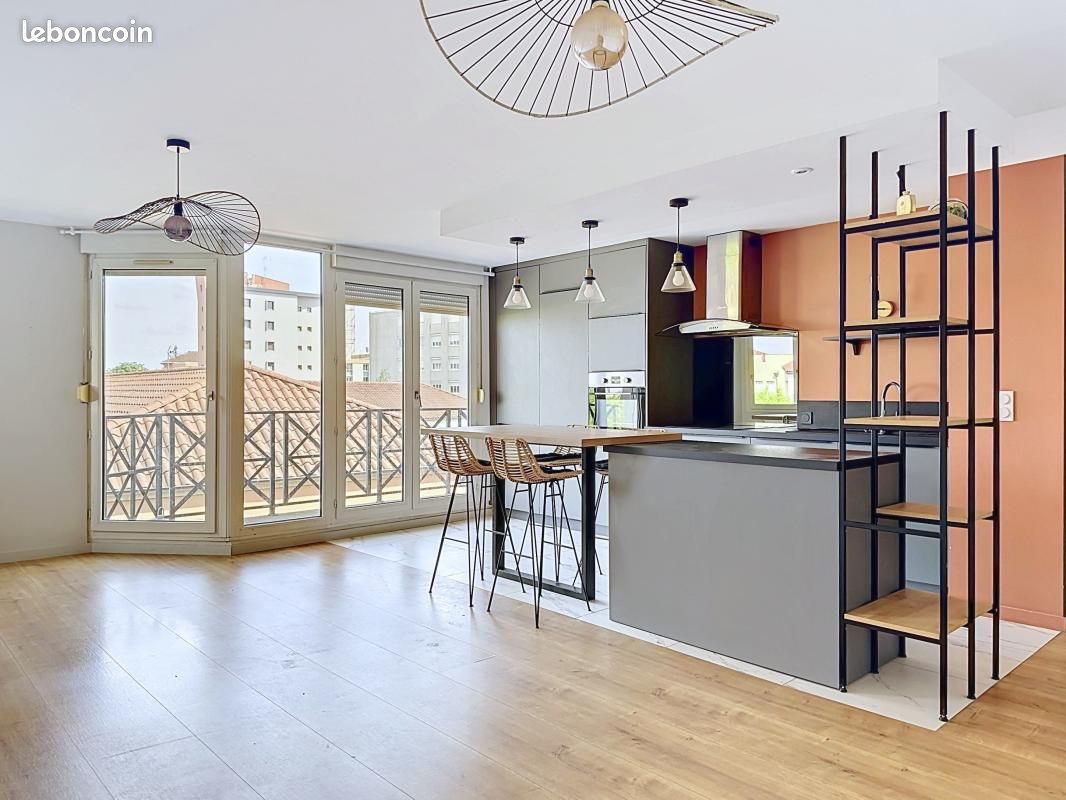 Appartement 3 pièces 73 m² · à Villefranche-sur-Saône · 73 m² · 185 000 €