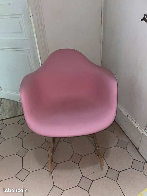 Chaise à bascule rose (image 5)