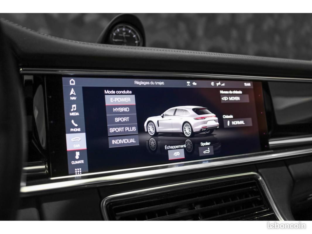 Porsche Panamera 4S E-Hybrid Sport Turismo 570 CH / APPLE CAR PLAY RÉGULATEUR ADAPTATIF CAMÉRA CH... (image 17)