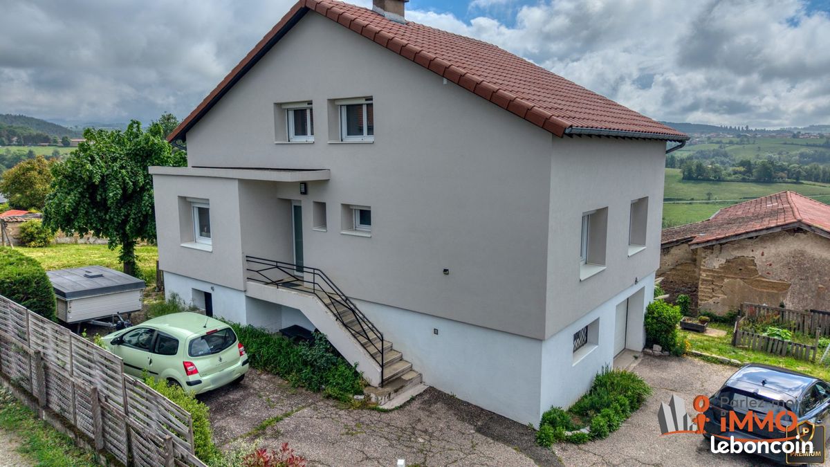 Maison 6 pièces 130 m² · à Rozier-en-Donzy · 130 m² · 208 000 €