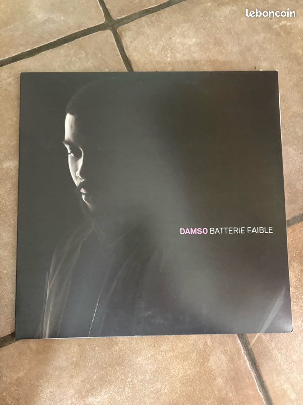 Vinyle Damso – Batterie Faible (LP) (image 1)