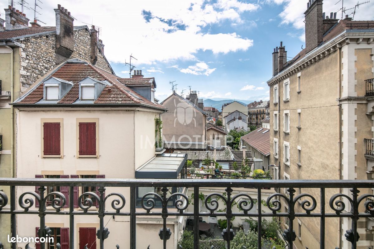 Appartement 4 pièces 89 m² · à Grenoble · 89 m² · 225 000 €