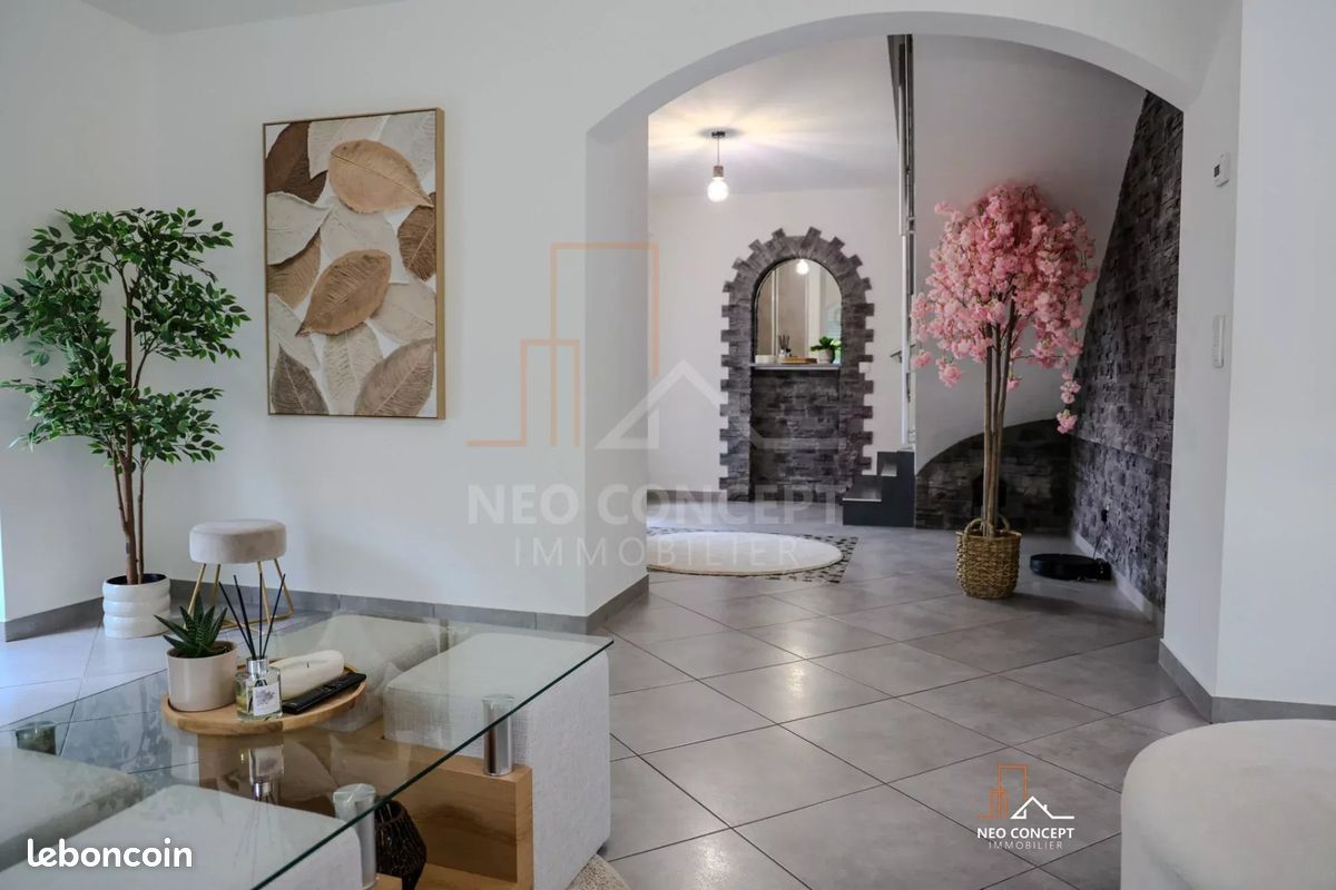 Maison 5 pièces 104 m² · à Bischwiller · 104 m² · 364 000 €
