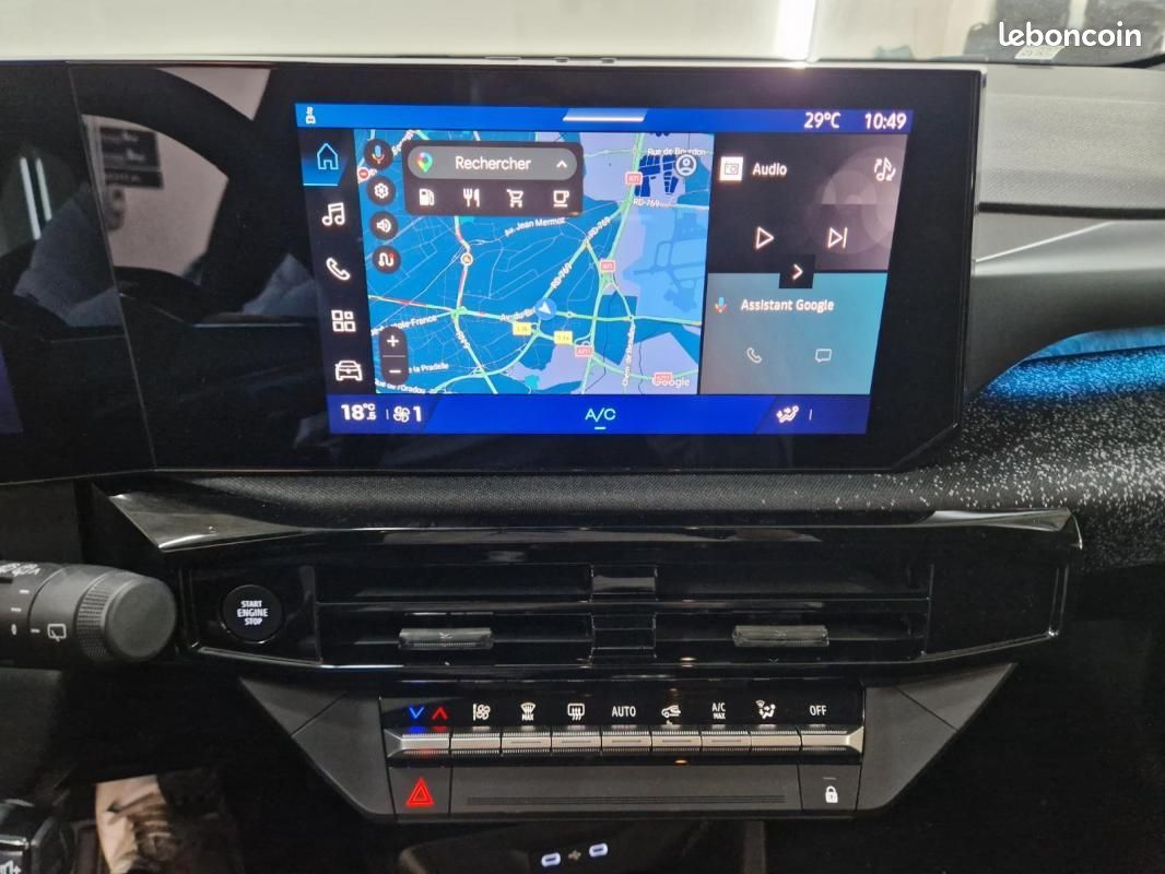 Renault Clio VI TCe 115 ch Techno (image 9)