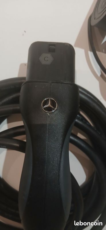 Câble de recharge d'origine Mercedes (Mennekes) 11kW Type 2 - 5m pratiquement neuf (image 2)
