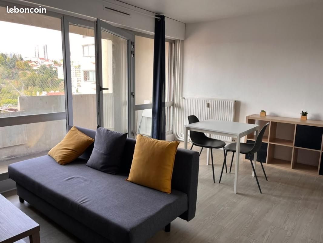 Appartement 1 pièce 37 m² · à Saint-Étienne · 37 m² · 422 €/mois
