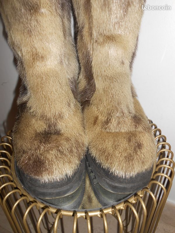 Bottes Fourrées Vintage Isba Pointure 37 - Fourrure Et Semelle Caoutchouc