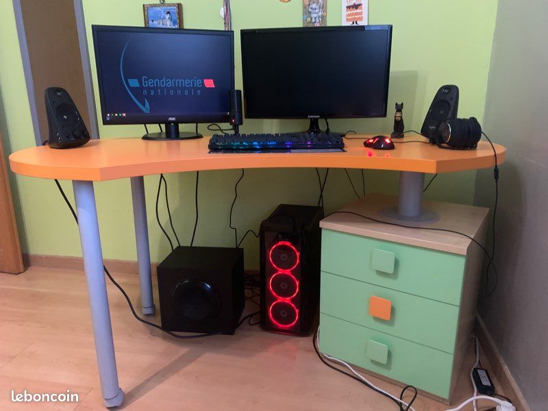 Arozzi Arena Flower - Achat Bureau Gamer