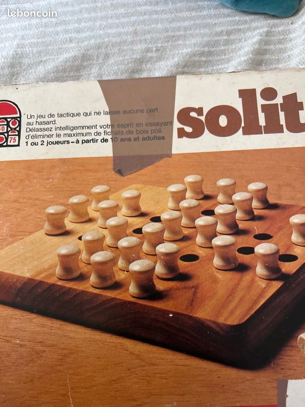 Jeu du solitaire en bois massif