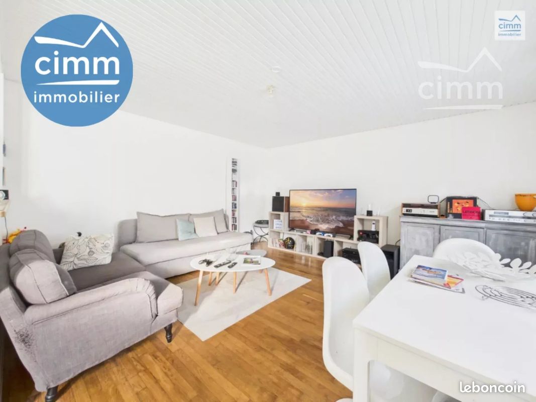 Appartement 4 pièces 75 m² · à Bréal-sous-Montfort · 75 m² · 220 000 €
