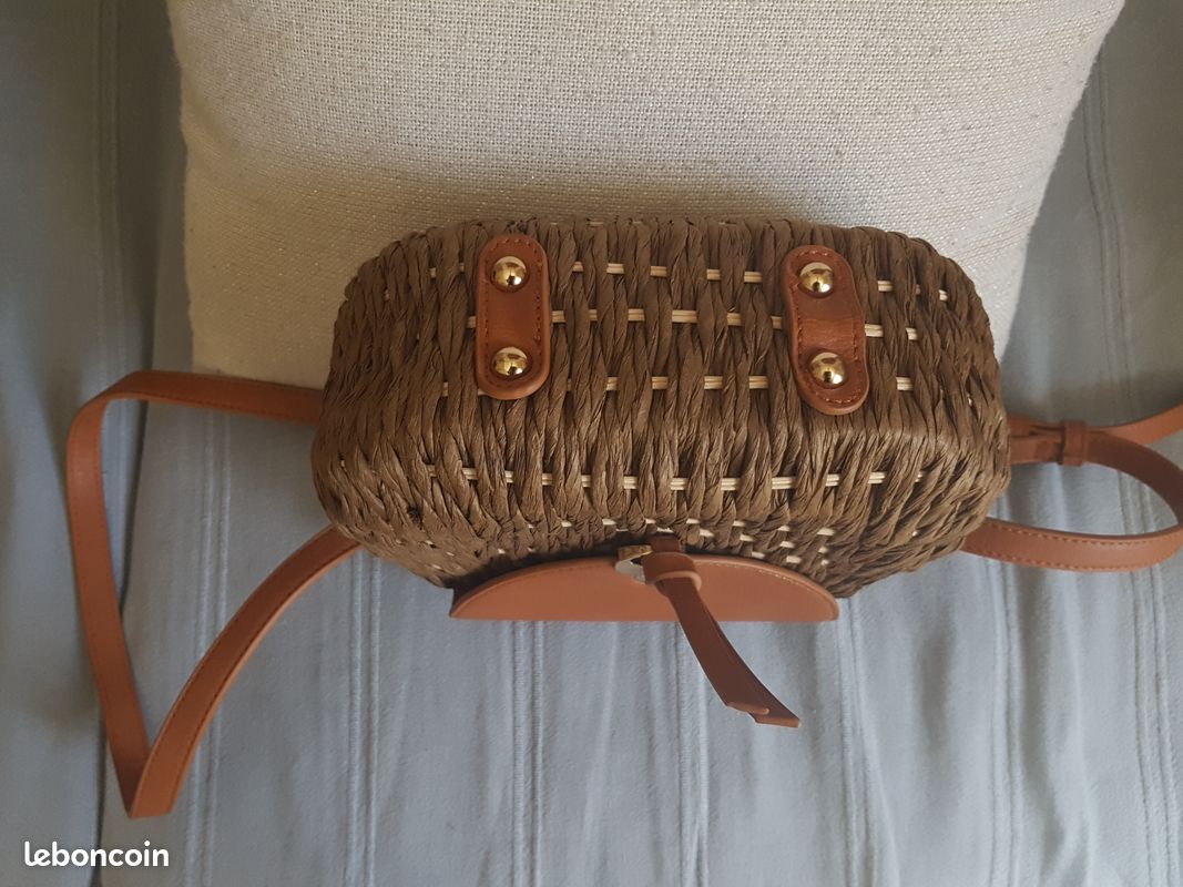 Camaïeu Sac à bandoulière en paille arrondi rigide Neuf