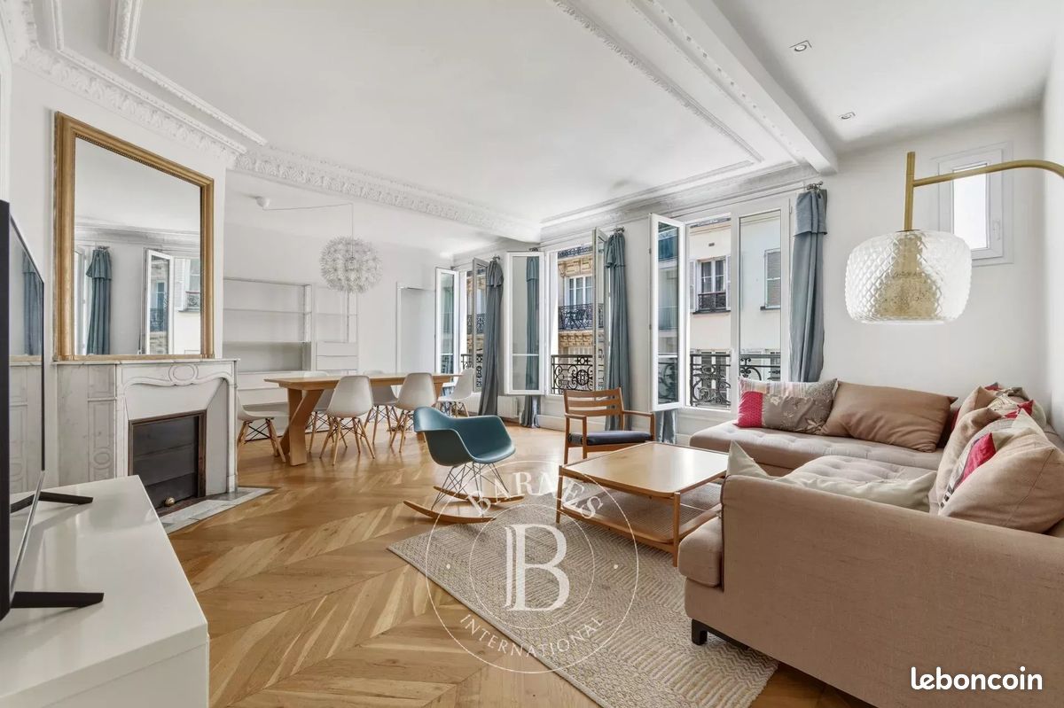Appartement 6 pièces 131 m² · à Paris · 131 m² · 1 595 000 €