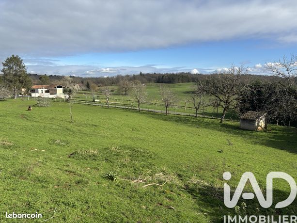 Terrain 2500 m² Saint-Jory-las-Bloux