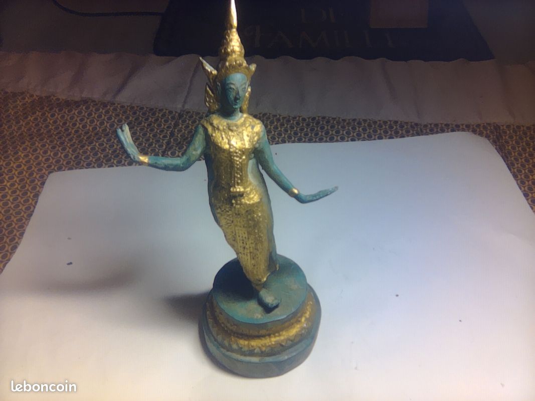 Statut de bronze (image 1)