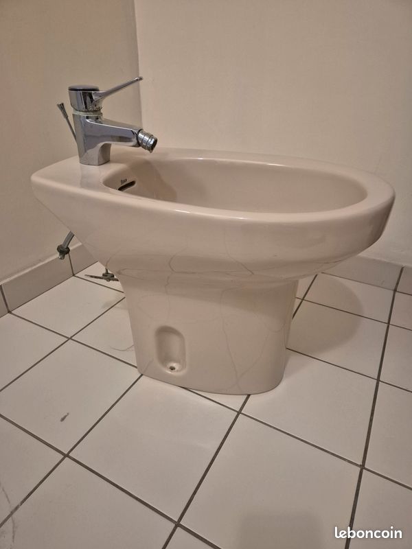 Bidet en très bon état (image 1)