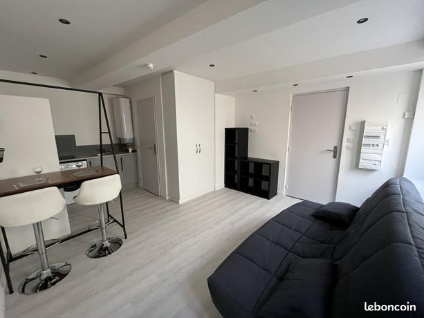 Studio 1 pièce 20 m²