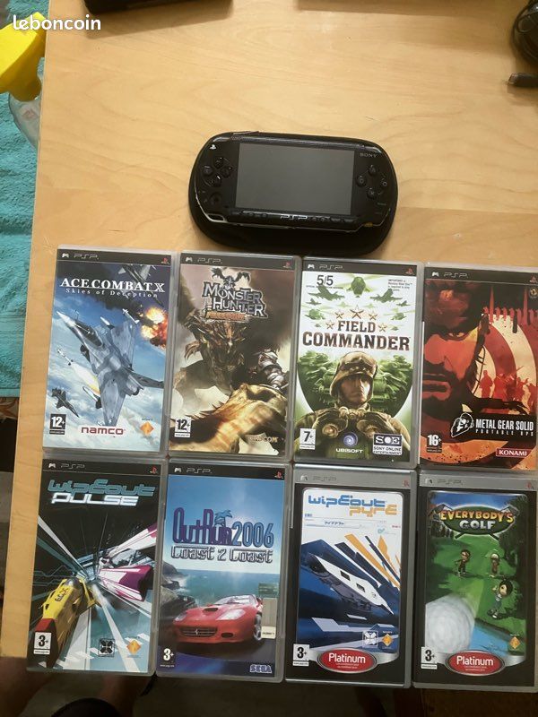 Sony Psp + lot jeux (image 1)