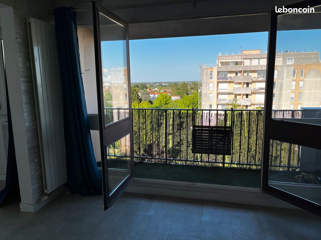 Appartement 3 pièces 81 m² · à Rezé · 81 m² · 920 €/mois