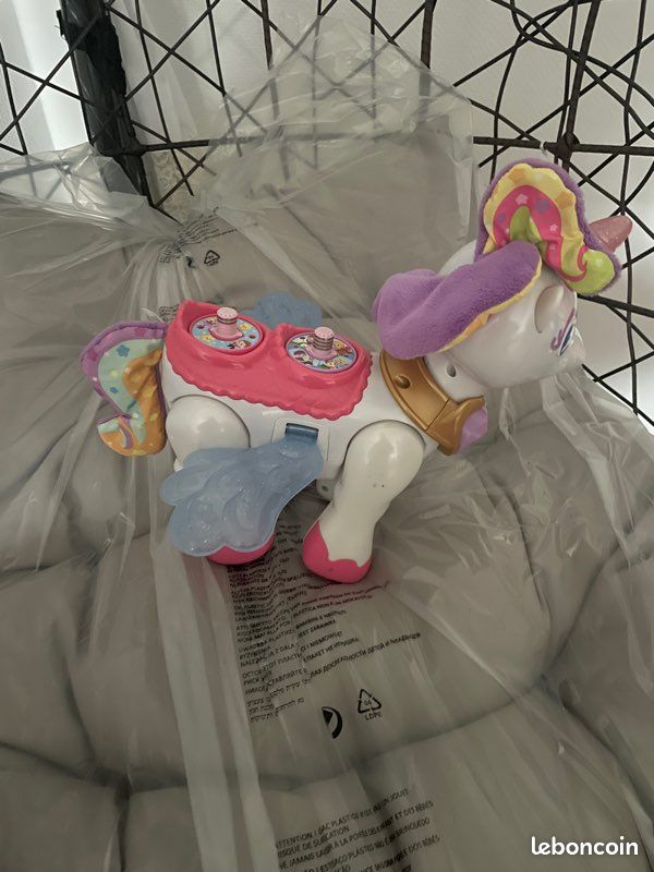Licorne Azalée arc en ciel vtech (image 5)
