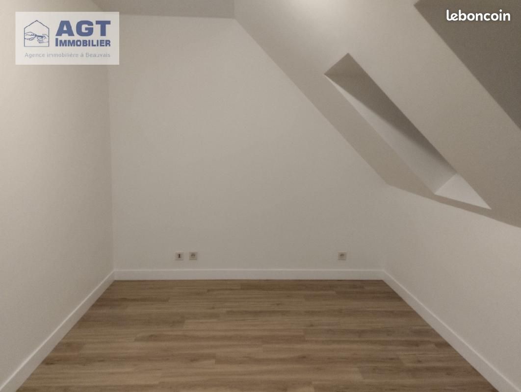 Appartement a louer beauvais - 4 pièce(s) - 104 m2 - Surfyn