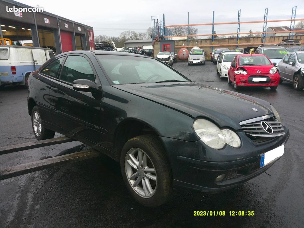 Bouchon De Réservoir Mercedes Classe C 203 Coupé – Phase 1, Occasion, Gris