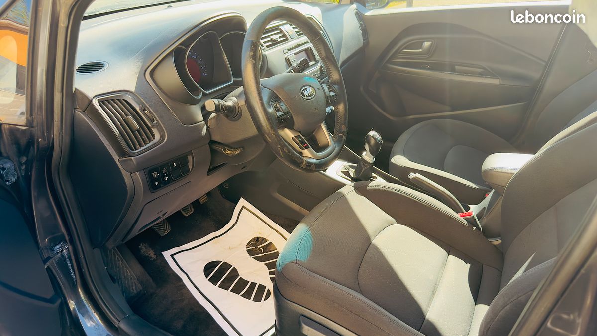 PAYEZ EN 3, 4 OU 10 FOIS * KIA RIO III 1.4 CRDI 90ch ACTIVE 5 PORTES * GARANTIE 6 MOIS (image 8)
