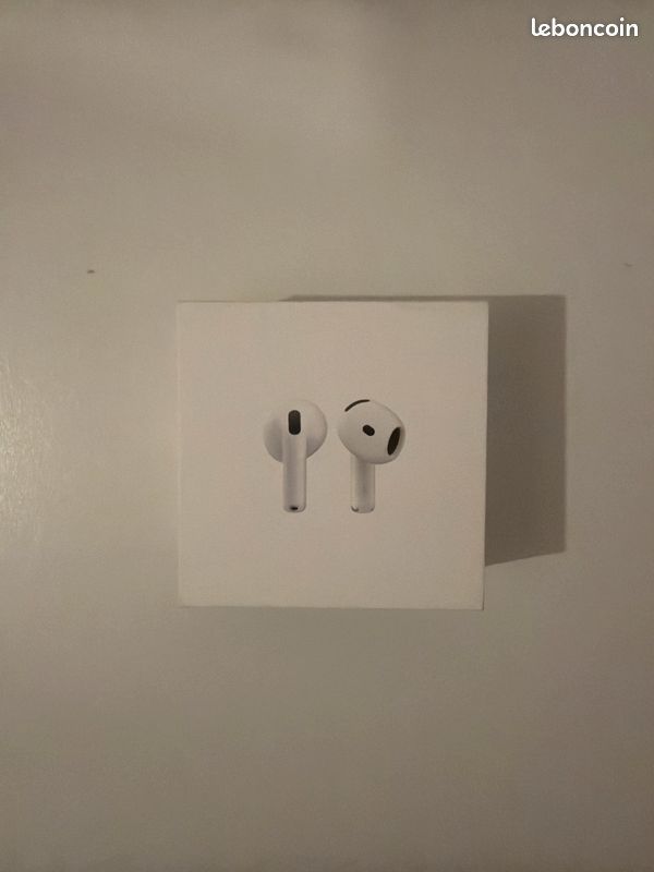 AirPods 4 (image 1)