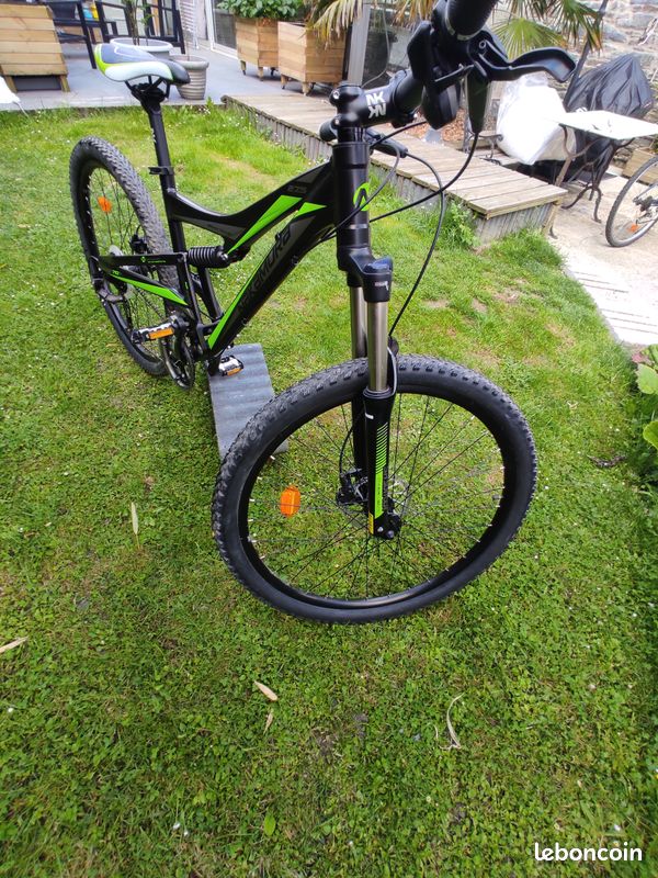 Vélo tout suspendu (image 2)