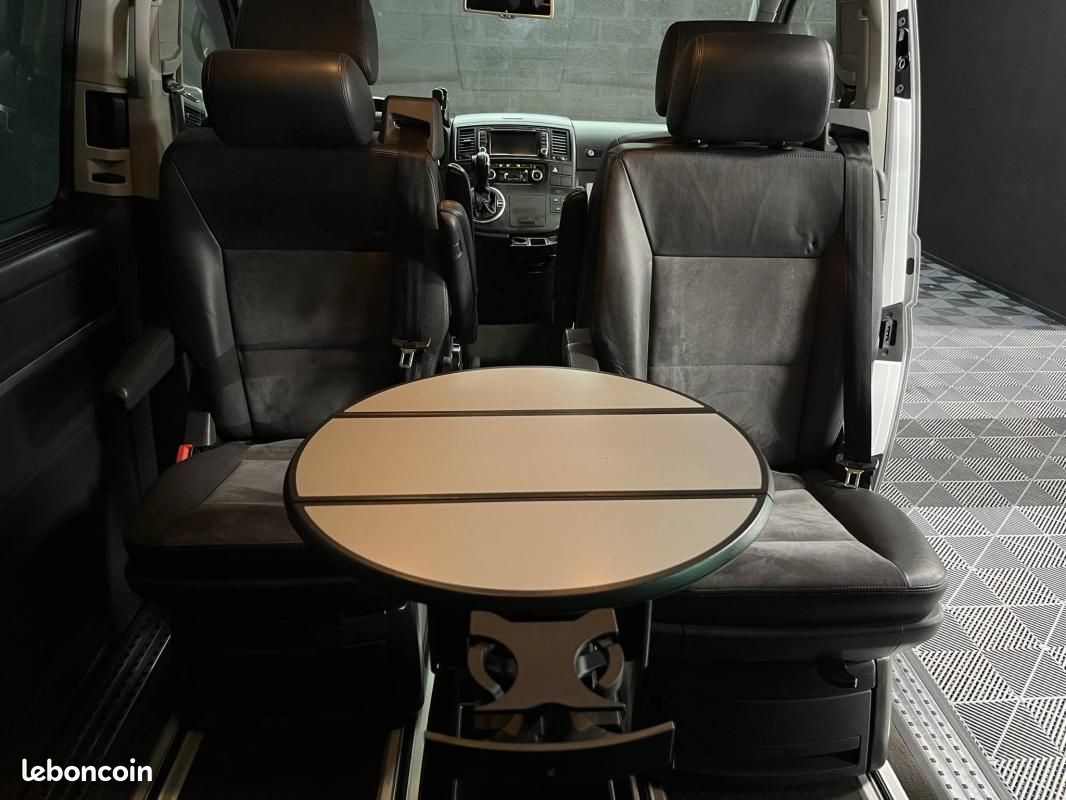 Volkswagen Multivan T5 2.0 TDI 180ch Carat 4Motion (image 13)