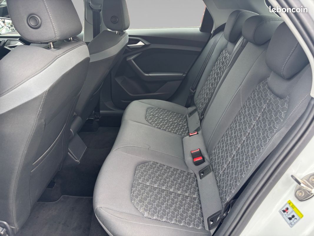 AUDI A1 Sportback 25 TFSI 95 ch S tronic 7 Advanced (image 14)