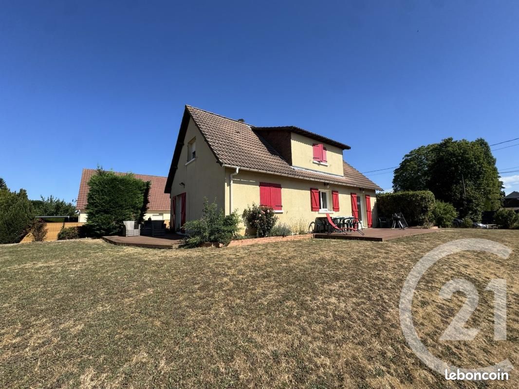 Maison 5 pièces 118 m² · à La Neuville-Chant-d'Oisel · 118 m² · 268 900 €