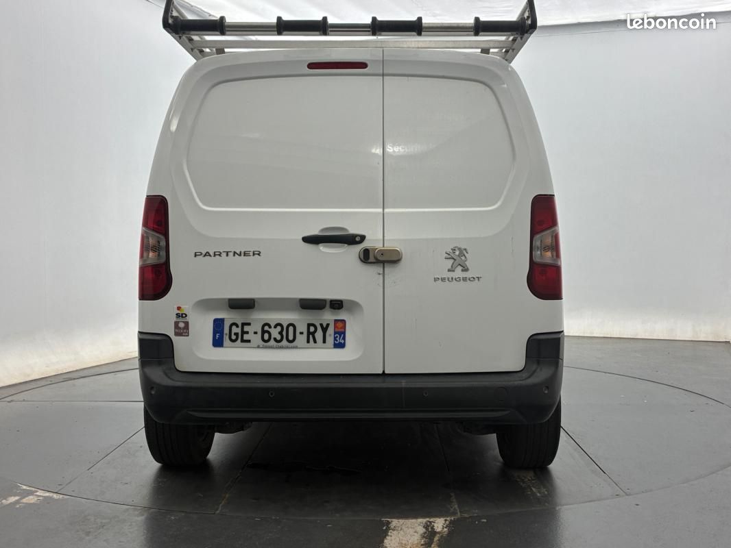 Peugeot Partner FOURGON STANDARD 1000 KG BLUEHDI 100 S&S BVM6 PREMIUM (image 3)