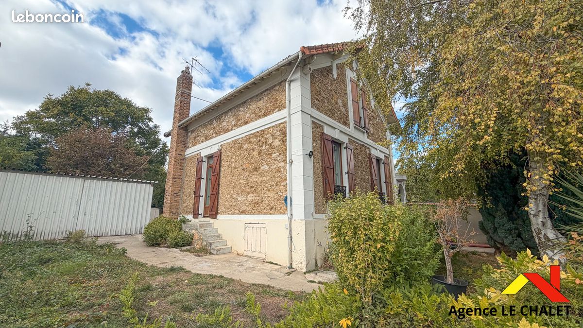 Maison 4 pièces 118 m² · à Villeneuve-le-Roi · 118 m² · 324 000 €