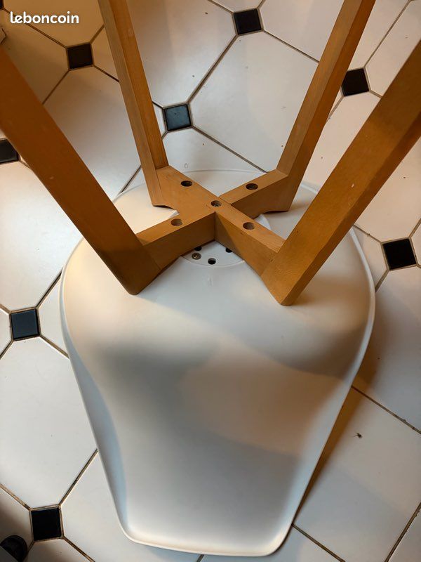 Vend 3 chaises 50 (image 3)