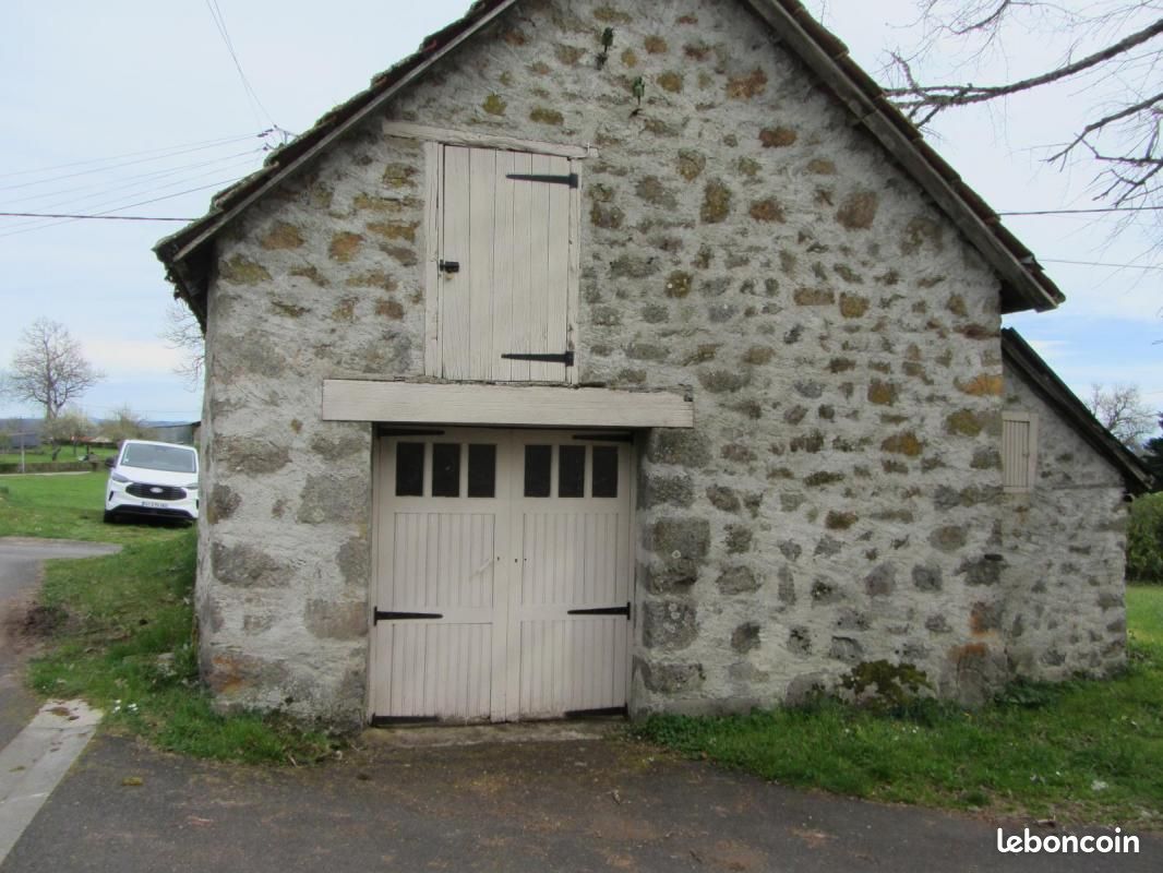 Maison 1 pièce 100 m² - Sarroux-Saint Julien 19110 Sarroux (image principale 9)