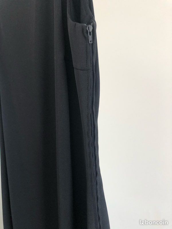 Robe Noire Sisley Taille 8 - Portée Une Seule Fois - Coupe Droite