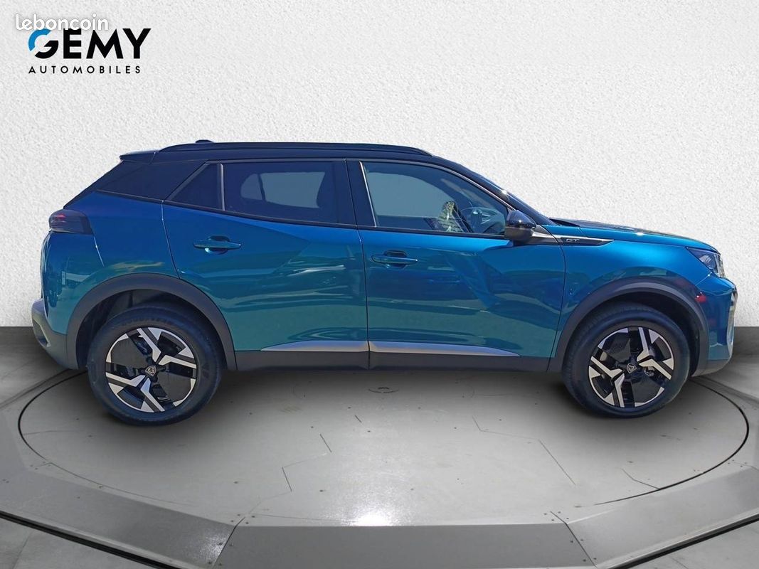 PEUGEOT 2008 Hybrid 145 e-DCS6 GT (image 4)