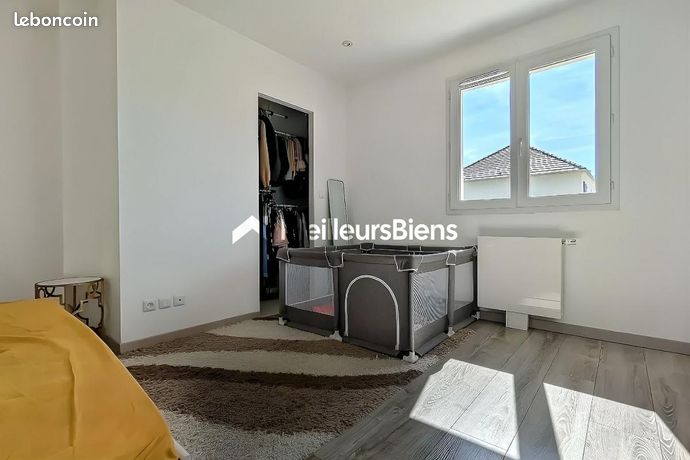 https://img.leboncoin.fr/api/v1/lbcpb1/images/0e/fd/9e/0efd9e68c25179b6ab9386b6d8bc1fd3cfab0631.jpg?rule=ad-image