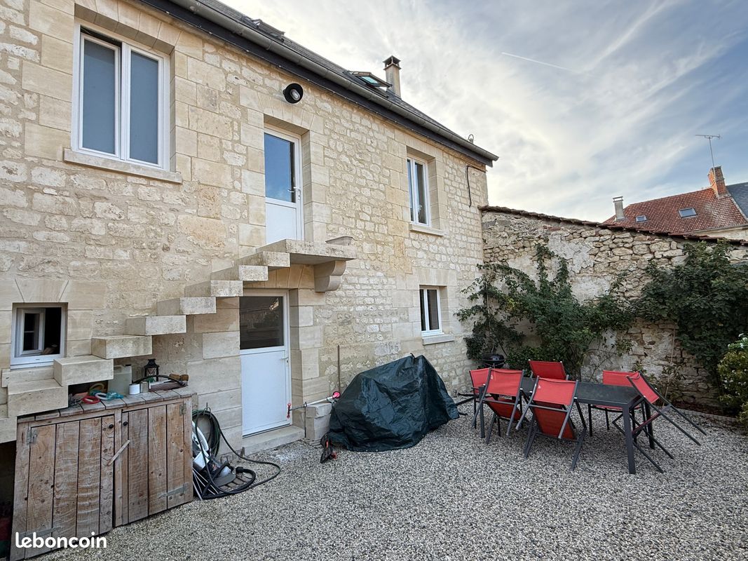 Maison 5 pièces 110 m² · à Grisy-les-Plâtres · 110 m² · 240 000 €