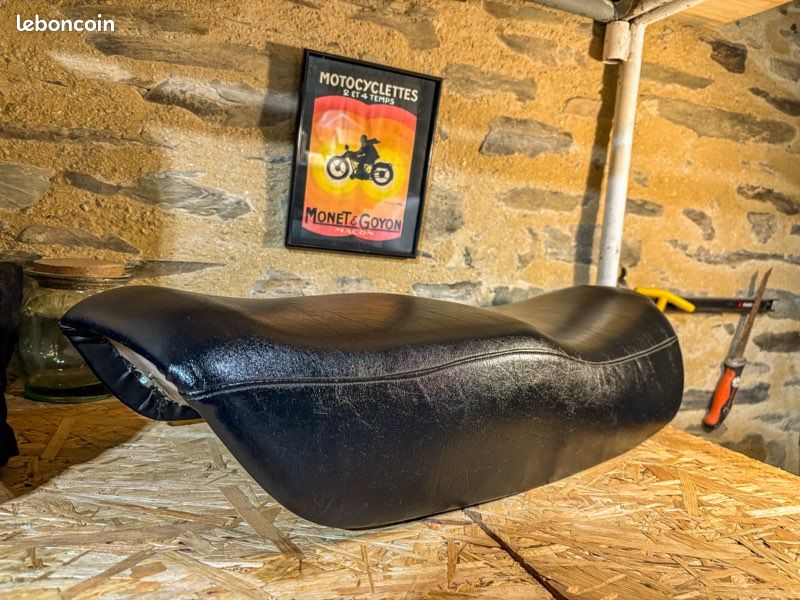 Selle Confort pour Honda CBR 1000 F de 1993 à 1996 – sellerie du centre