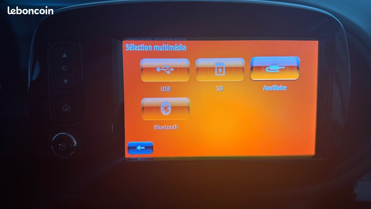 Smart fortwo electric pure 17.6kwh (image 30)